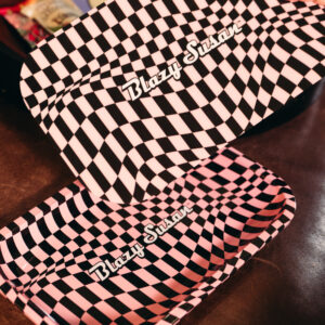 medium tray with lid - trippy checkers